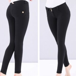 Freddy WR.UP Shaping Pants Womens Small/4 Black Low Rise Skinny Leggings